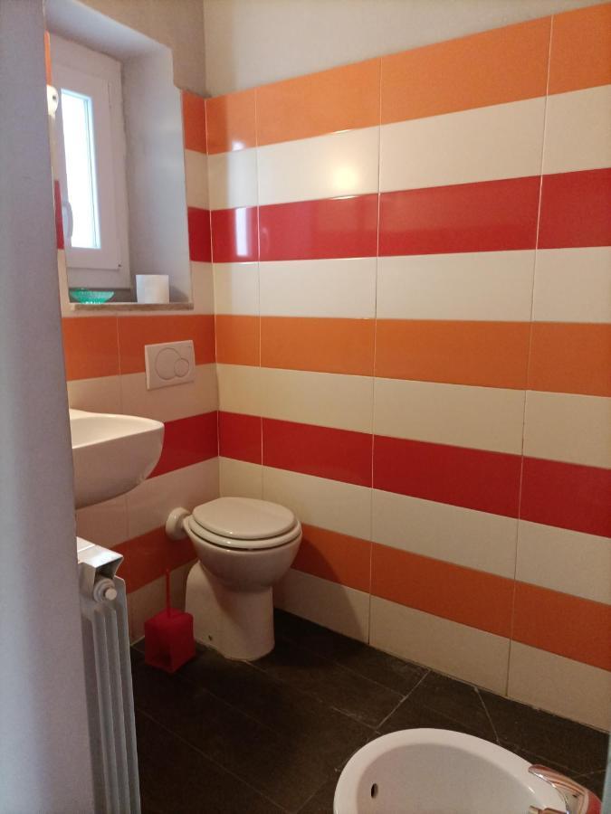 Casa di titta vicino al mare Villa Viareggio Esterno foto